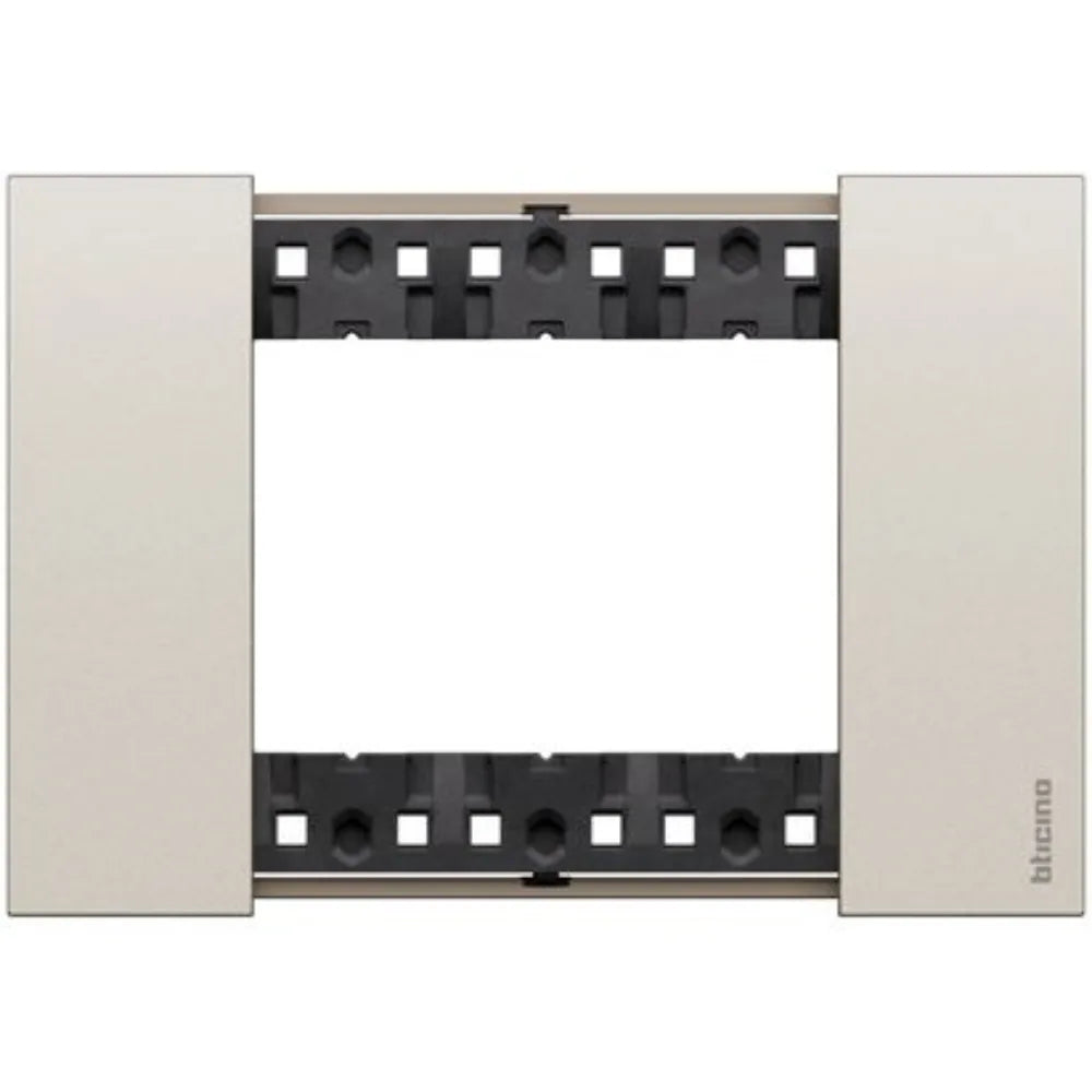 Placca 3 Moduli BTicino Living Now Finitura Champagne KA4803KC