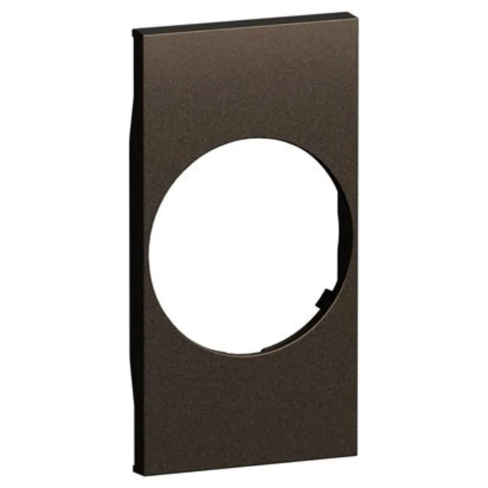 Copertura Presa FR/GER con Torcia Estraibile Living Now 2 Moduli Bronzo KB04