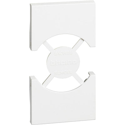 Cover presa IT/GER 2M bianca - KW03 - Bticino Living Now