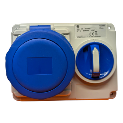Presa interbl incasso 2P+T 32A 250V IP67 FG23666