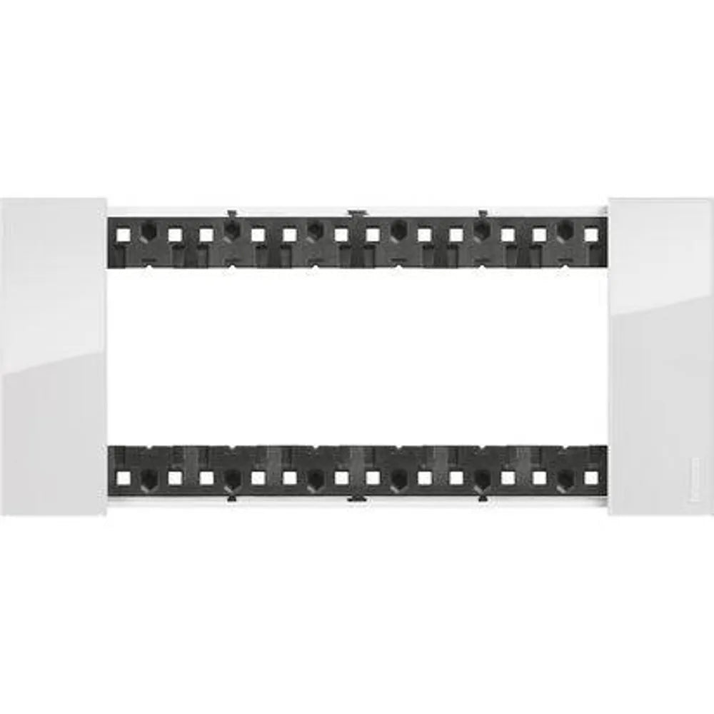 Bticino Living Now Placca 6 Posti Ghiaccio KA4806DW