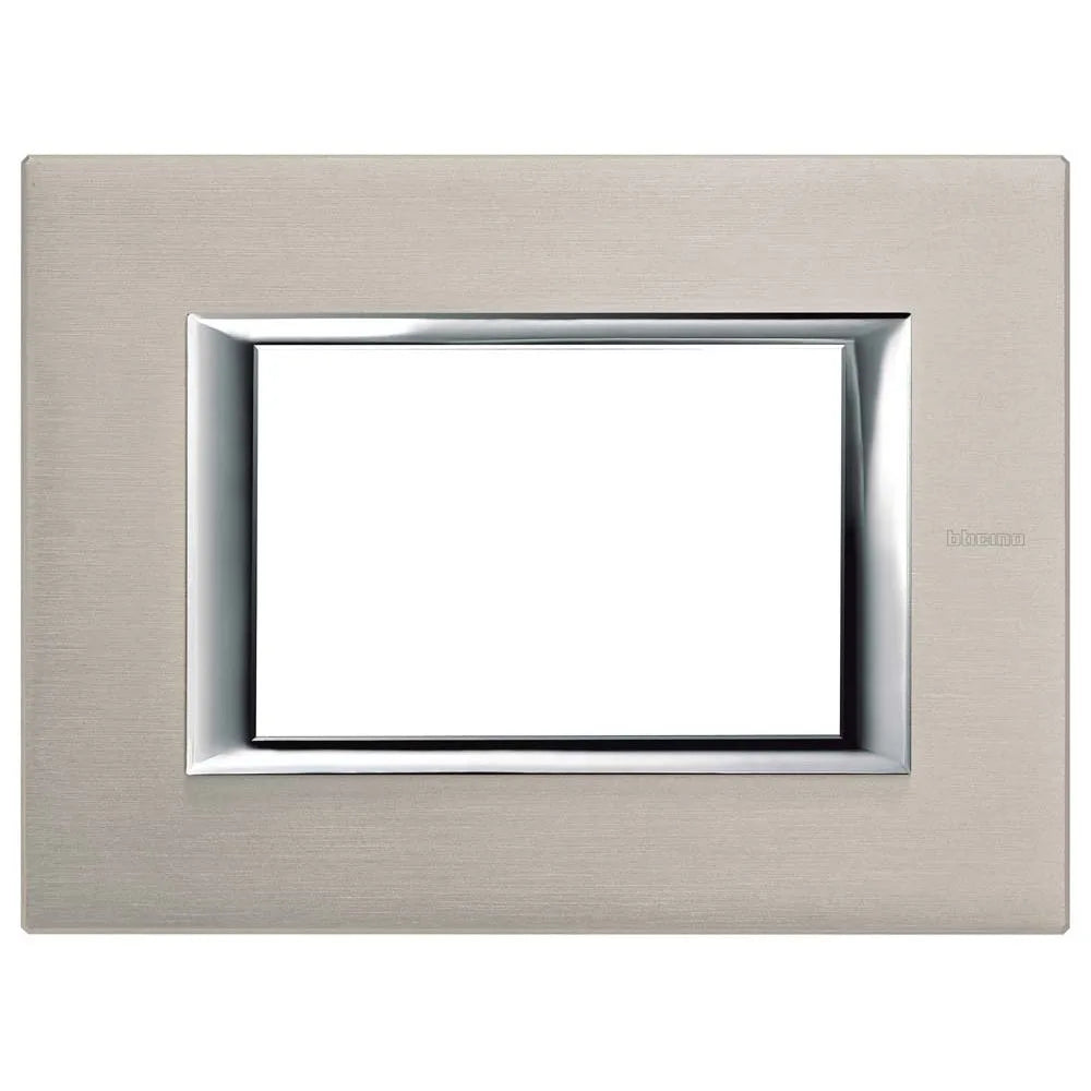 Placca 3P titanio spazzolato HA4803NX - Bticino Axolute